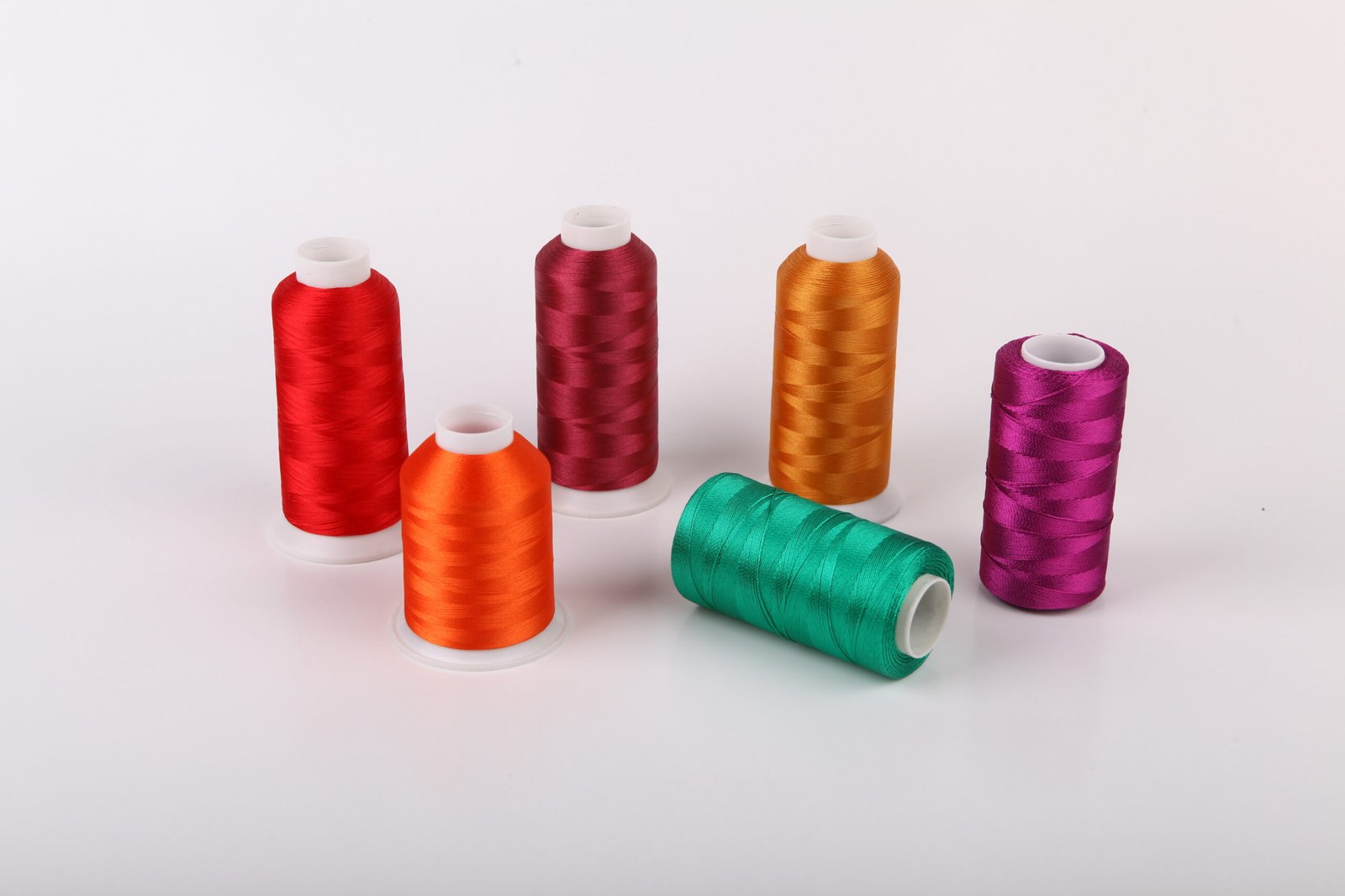 The Benefits of Using Polyester Embroidery Thread 120D/2 4000M